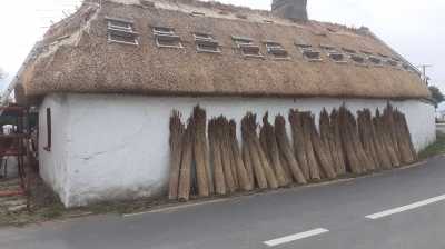 Roof Thatching Ireland   Knockadoon, County Cork Thatched Cottage