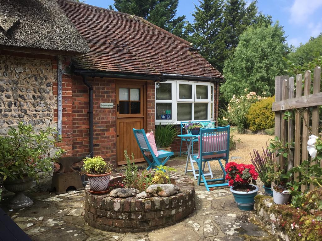 Thatched Cottage Accommodation West Sussex