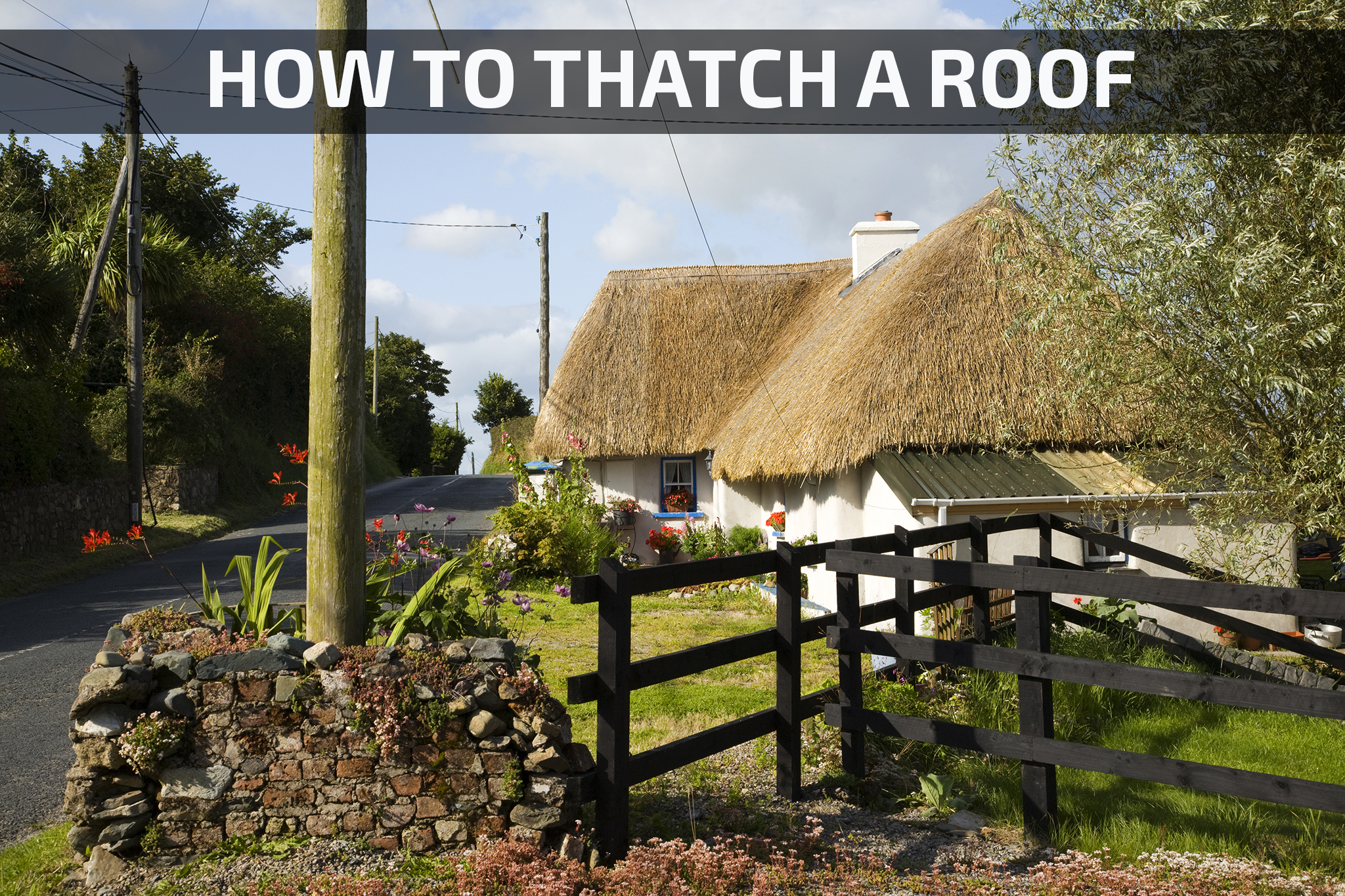 Thatched cottage near Ballinesker beach, County Wexford, Rep of Ireland